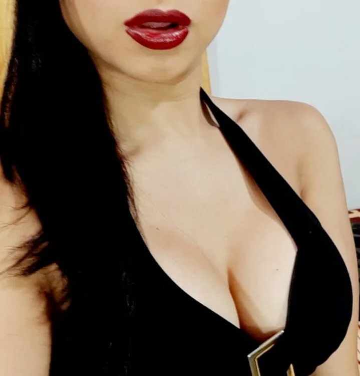 دردشة Lu_doll الجنسية دون اتصال