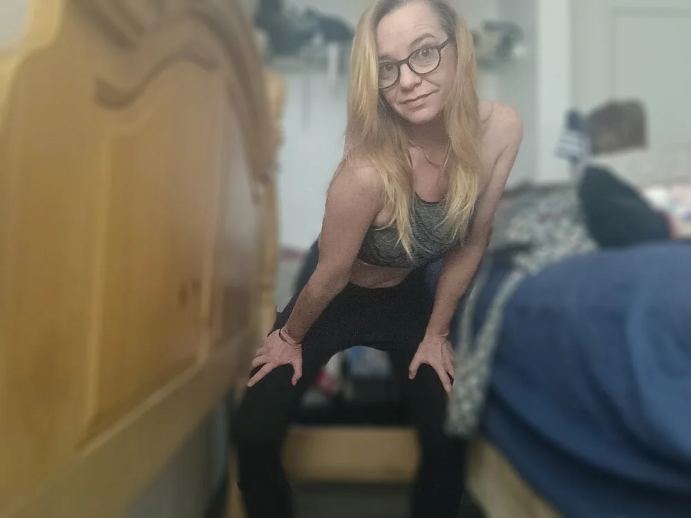 Nextdoor691: συνομιλία ΧΧΧ εκτός σύνδεσης