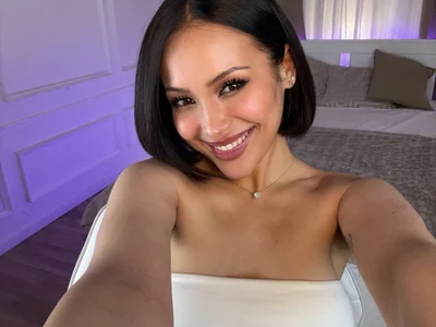 MiaaMoreno on StripChat