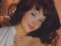 Model LorenRosse