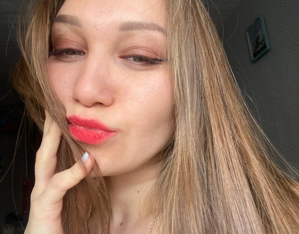 Miatiny: офлайн-секс-чат