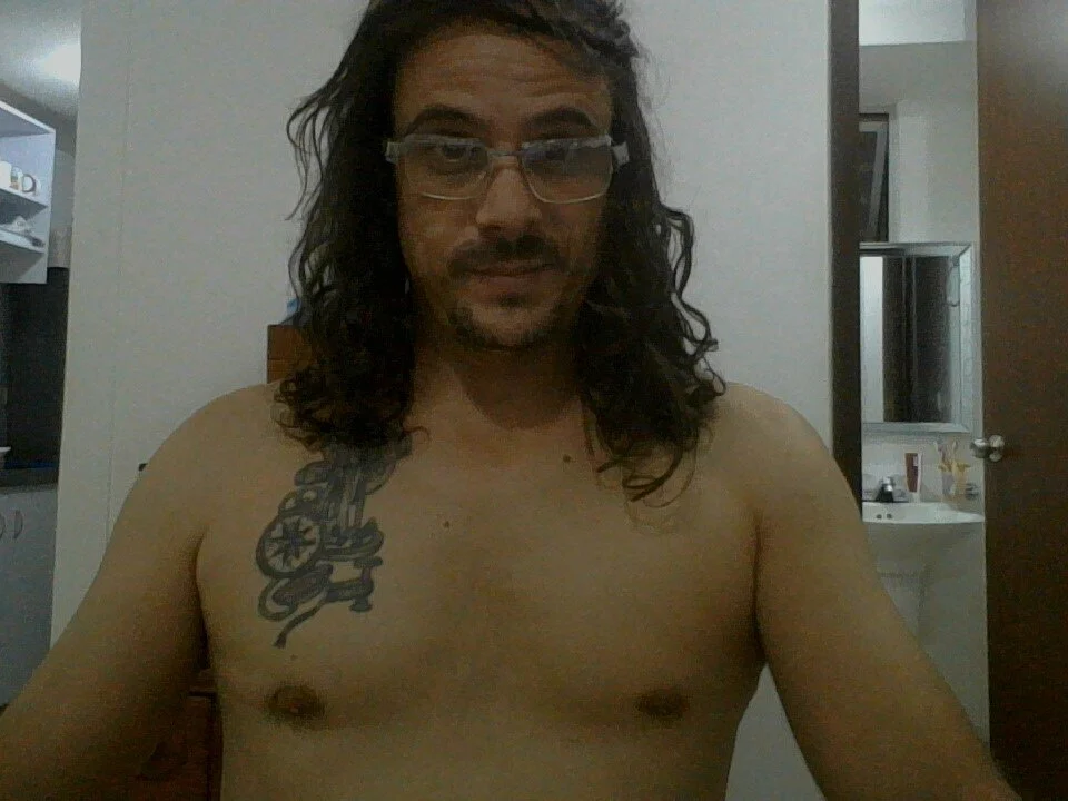 Costesamario Chat XXX offline