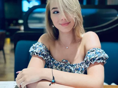 GentleRossi Chat XXX Ngoại tuyến