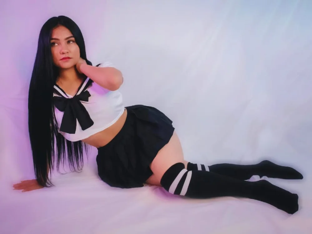 Little_dinaone_ offline chatrum
