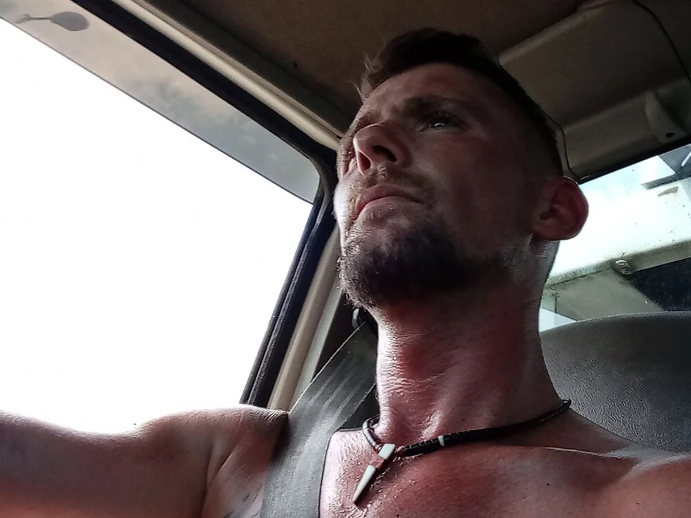 KeeneCrashn Offline XXX chat