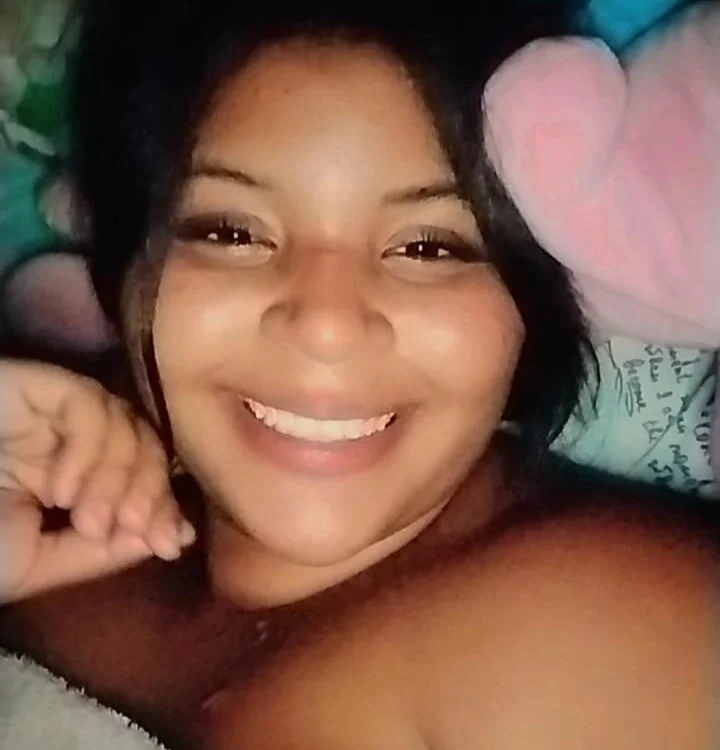 Lara_Jewel offline chatrum