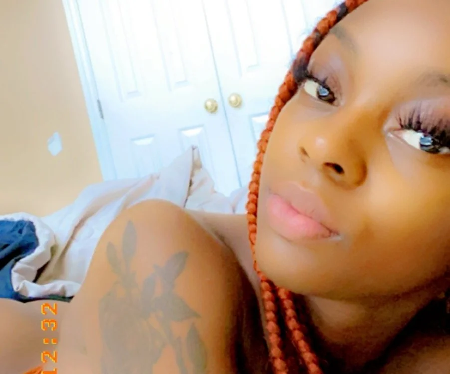 RaininRoses' Offline XXX Chat