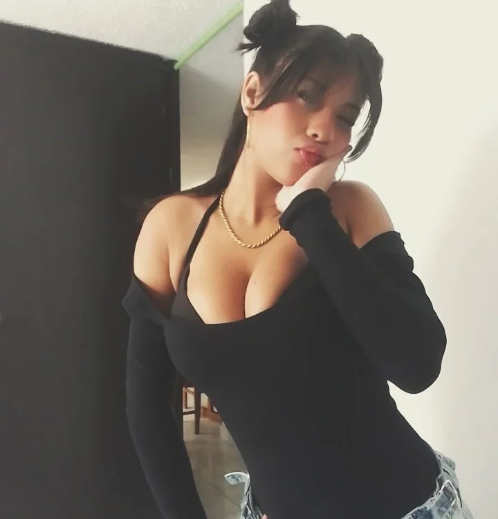 big--boss: απευθείας συνομιλία ΧΧΧ