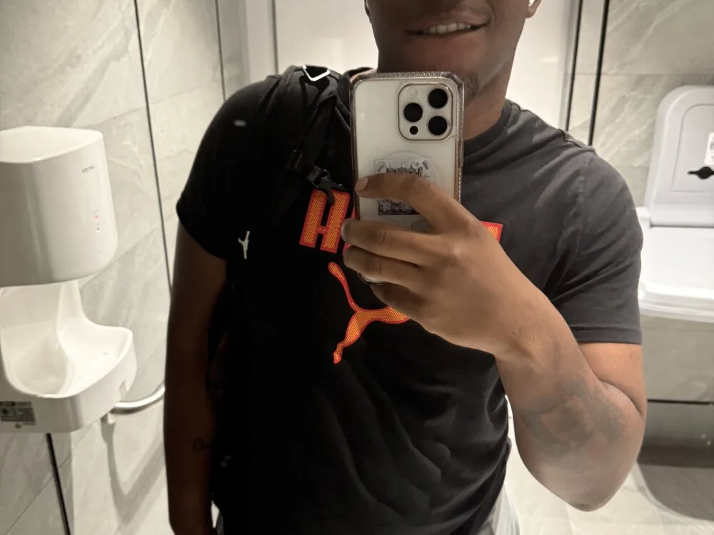 Fireladozai's Offline XXX Chat