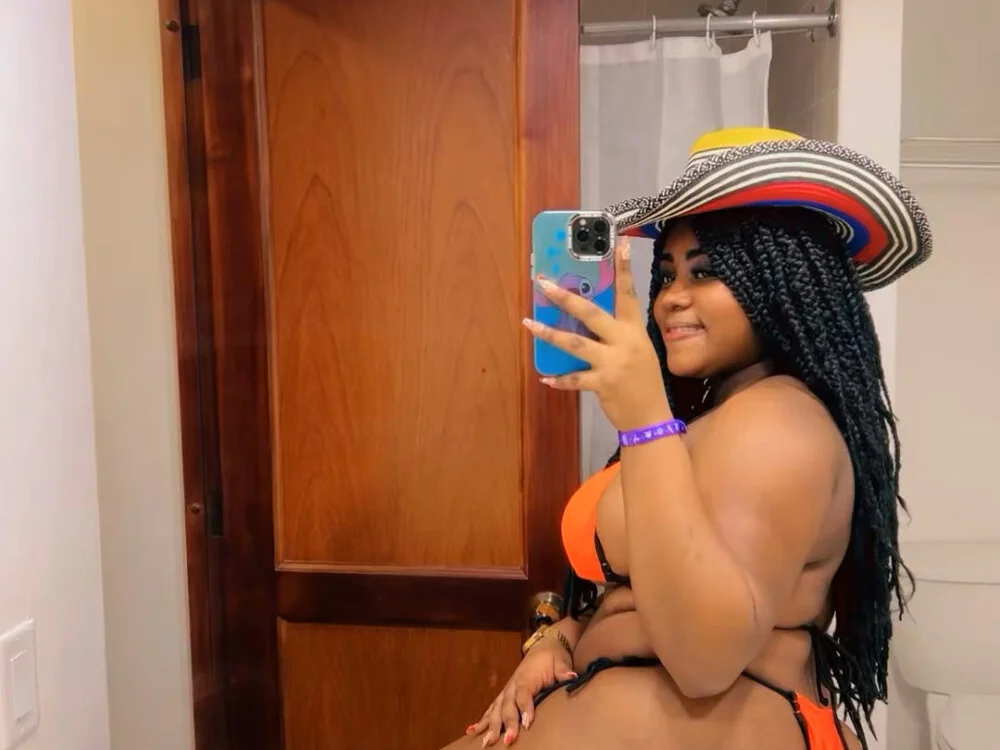 lamore10's Offline XXX Chat