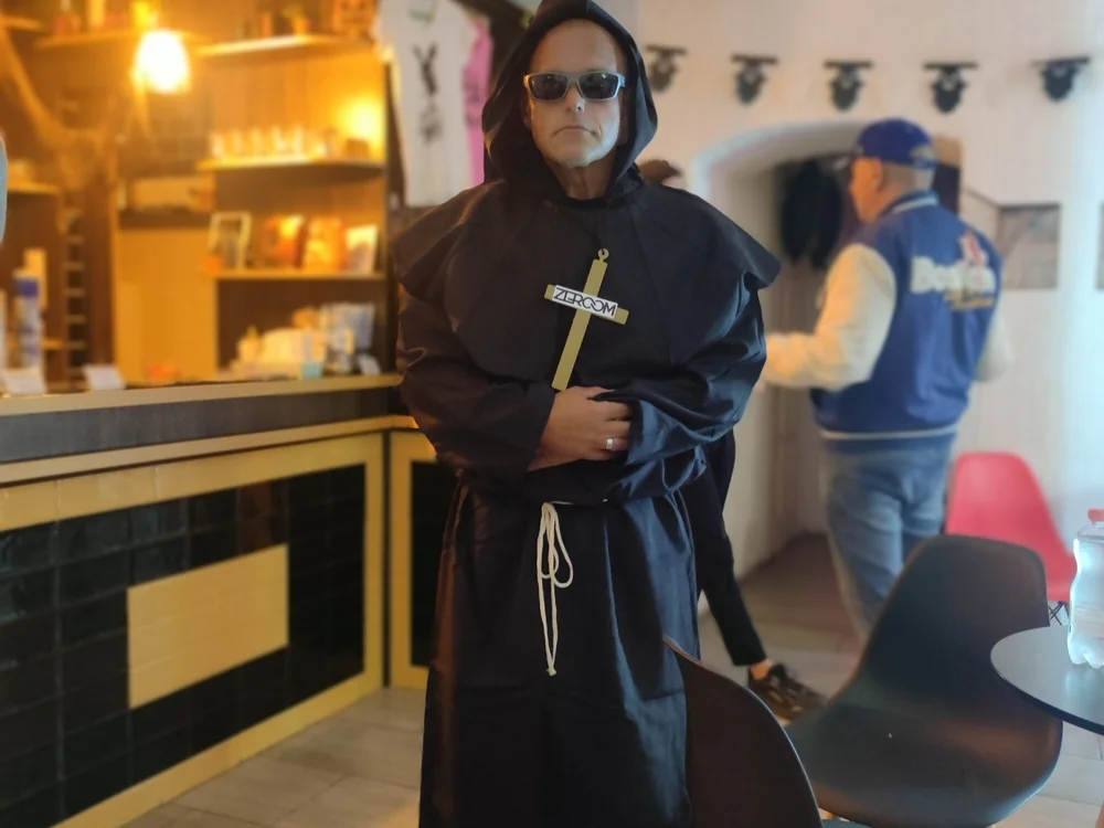 laller1979 离线XXX聊天