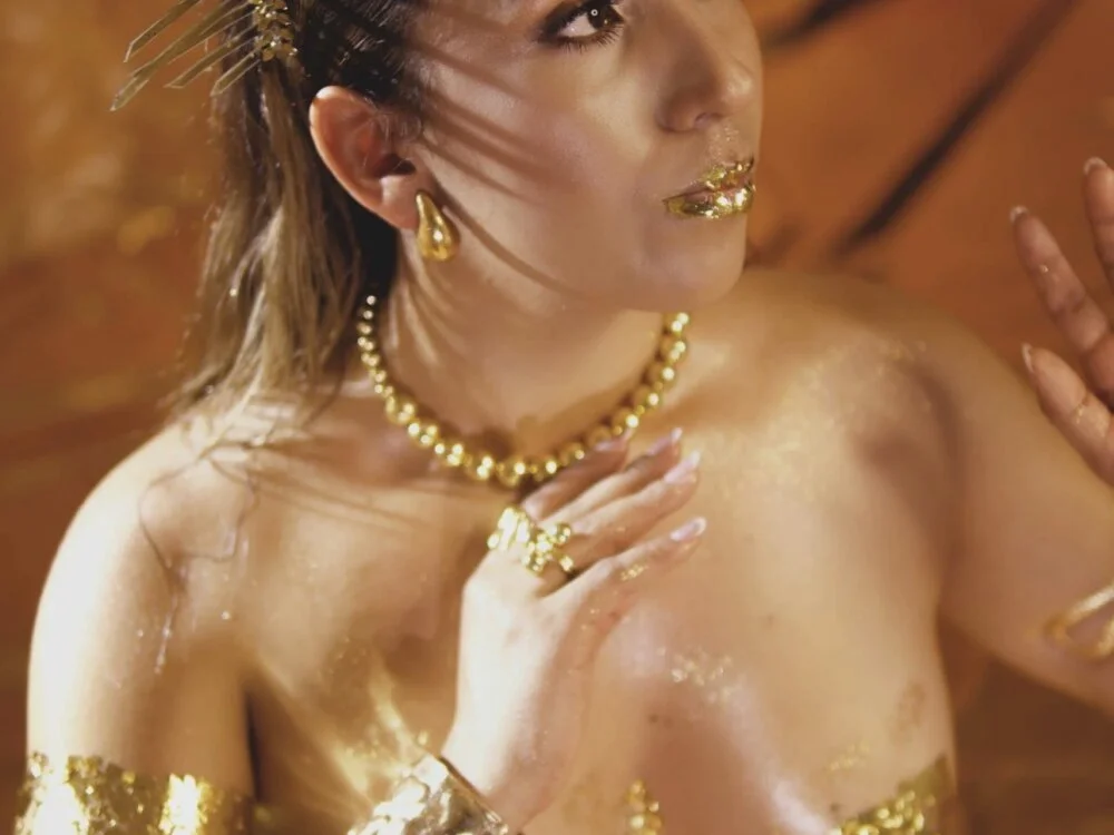 olivia_velvett Adlı Modelin Çevrimdışı XXX Sohbeti