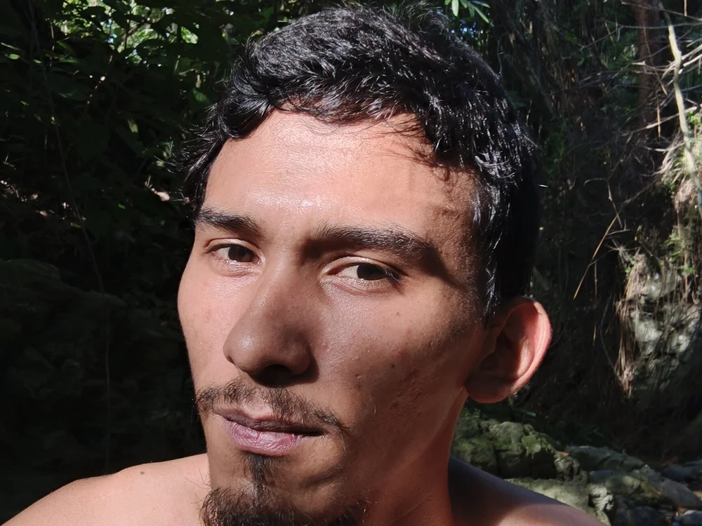 Rodriguez_Alex29's Offline Chat Room