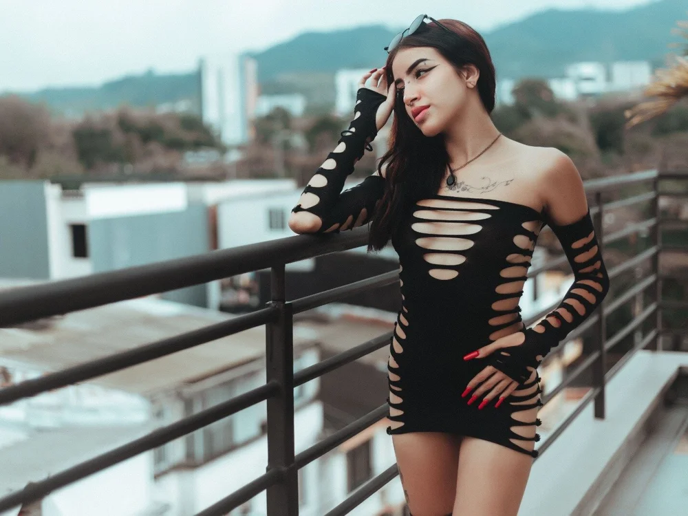 Higanbana_666 Adlı Modelin Çevrimdışı XXX Sohbeti