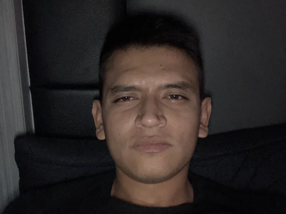 BigMx98's Offline Chat Room