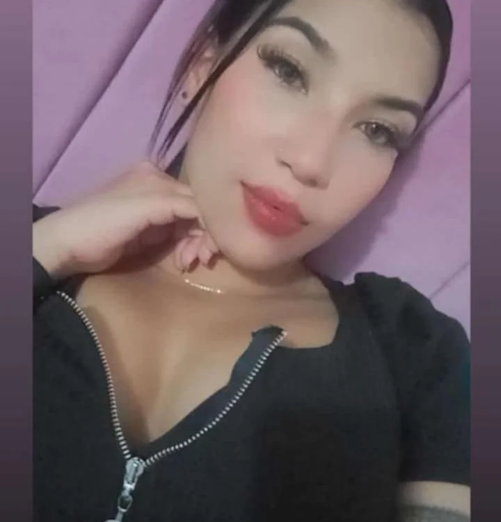 lourdesfox_ offline chatrum