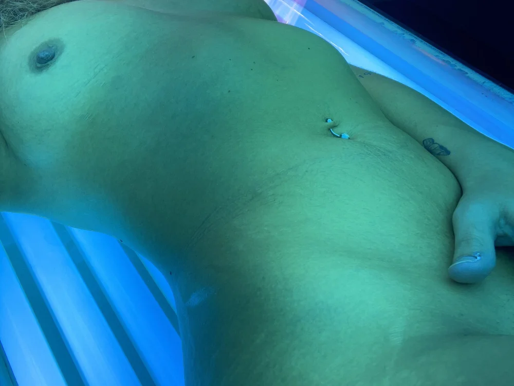 holliwould4suree's Offline XXX Chat