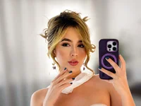 AnnieAddam