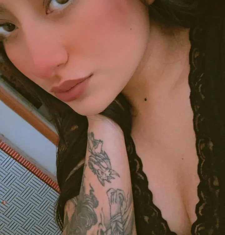 Bella_n_Nick offline chatrum