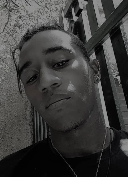 Lerod_97n Offline XXX chat