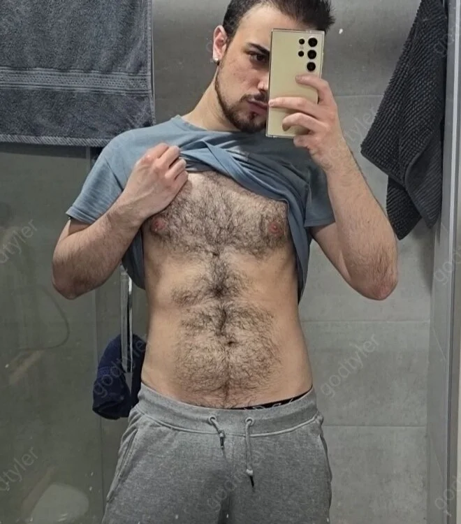 tylersinner's Offline XXX Chat