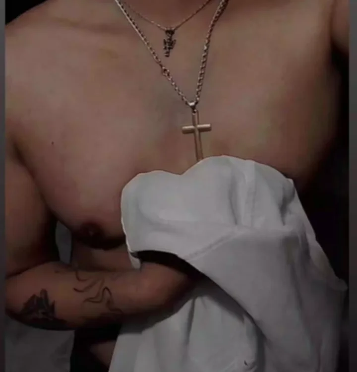 Yael_Dc Offline XXX-chat