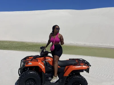 Maniiey Female Oilshow Cam Strip