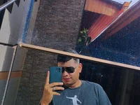 LuisGuardia11 webcam model