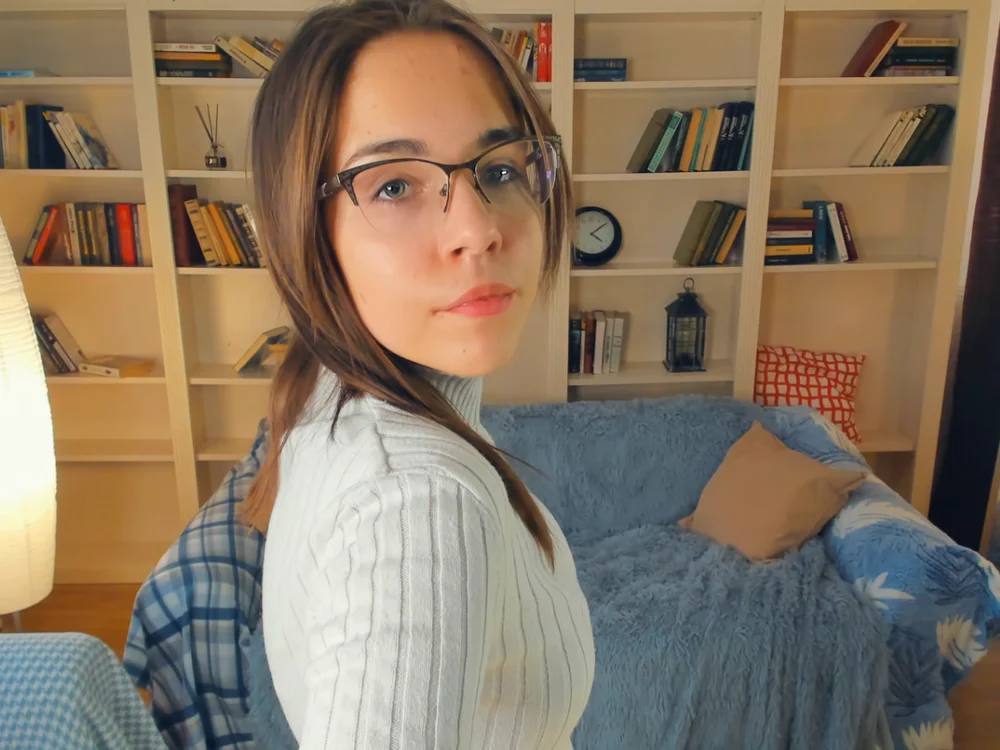CllaraDaviis' Offline XXX Chat