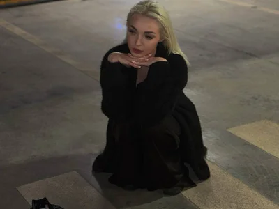 PinkyNatty - Girl 