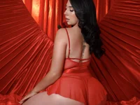 Model dahianthompson