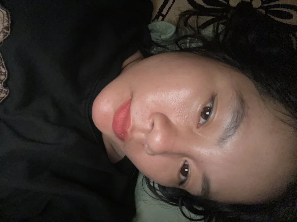 HannaaBae's Offline Chat Room