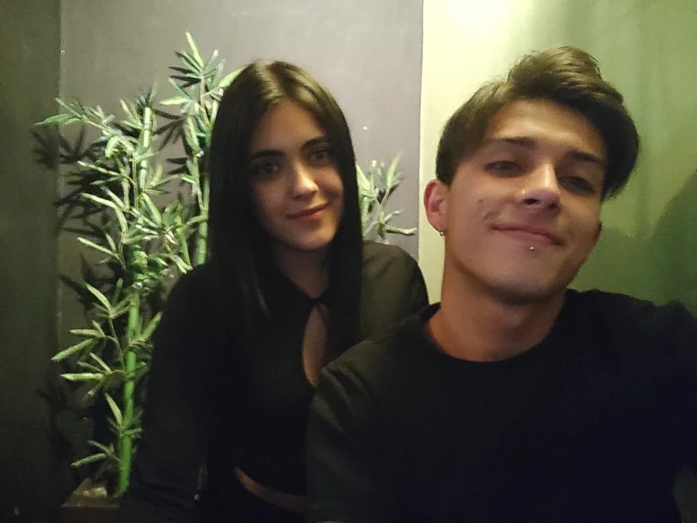 adan_y_eva_'s Offline XXX Chat