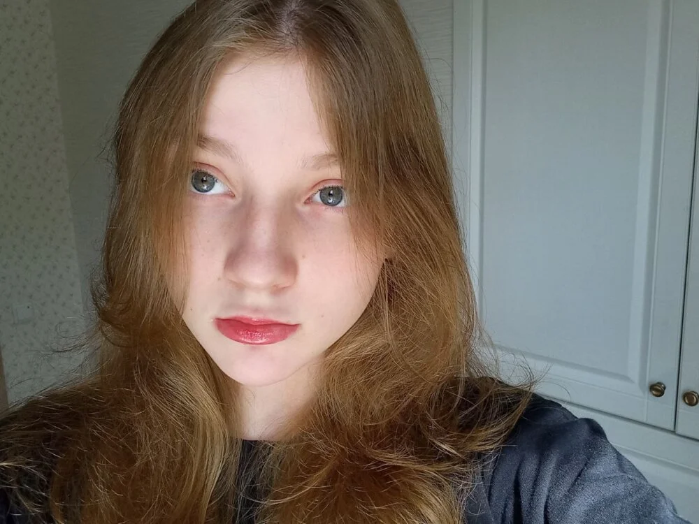 KateClarky Offline XXX Chat