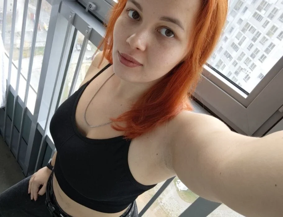 Alis_Hale offline XXX-chat