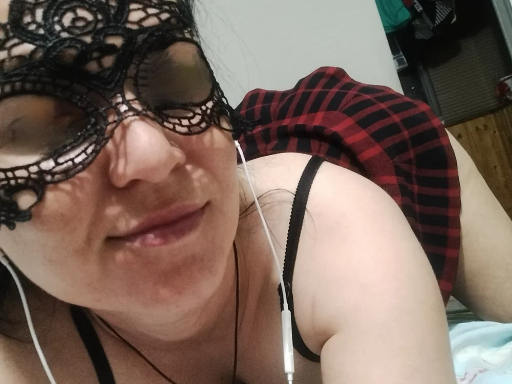 AstikGirl's Offline XXX Chat