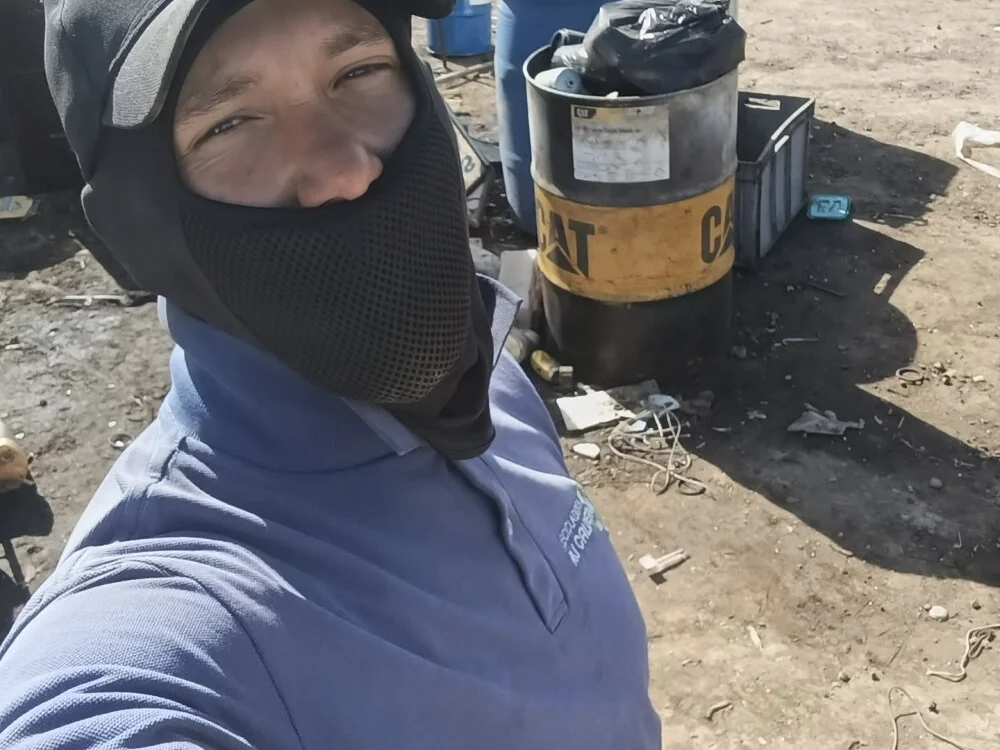 yfghjr's Offline Chat Room