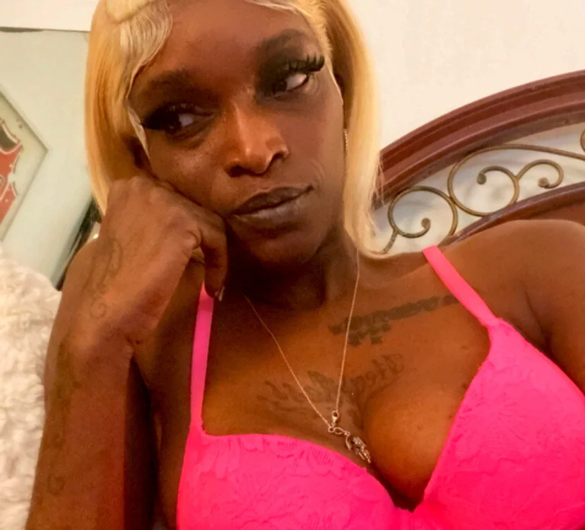 sexyycie: συνομιλία ΧΧΧ εκτός σύνδεσης