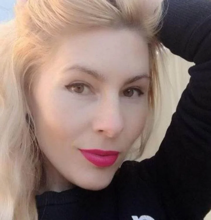 Offline chatovací místnost Lisa_Mey