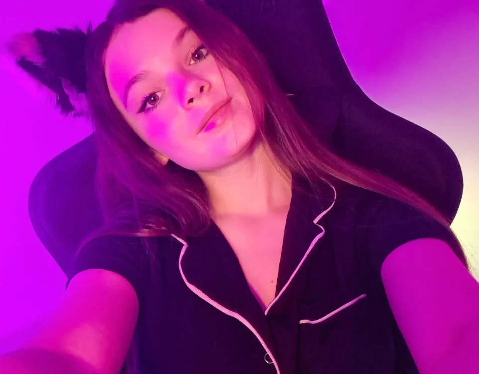 AstraDream's Offline Chat Room