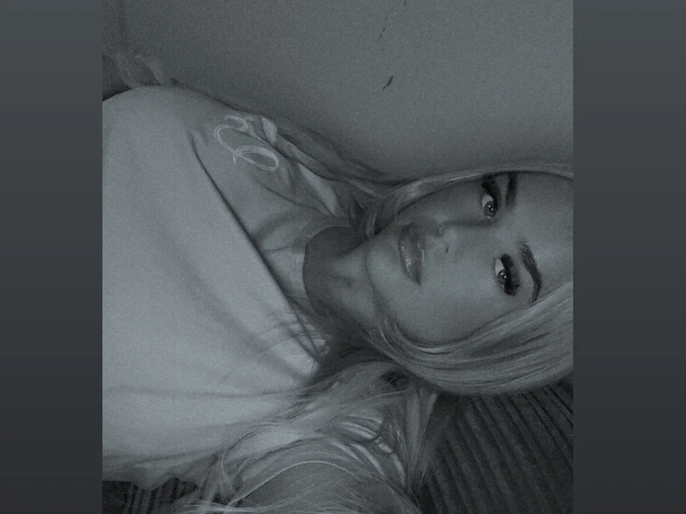 Seductive_PhoebeX offline chatrum