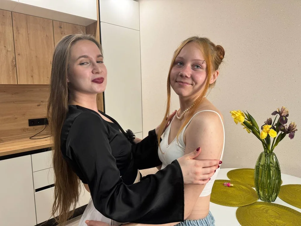 BreeEstey's Offline XXX Chat