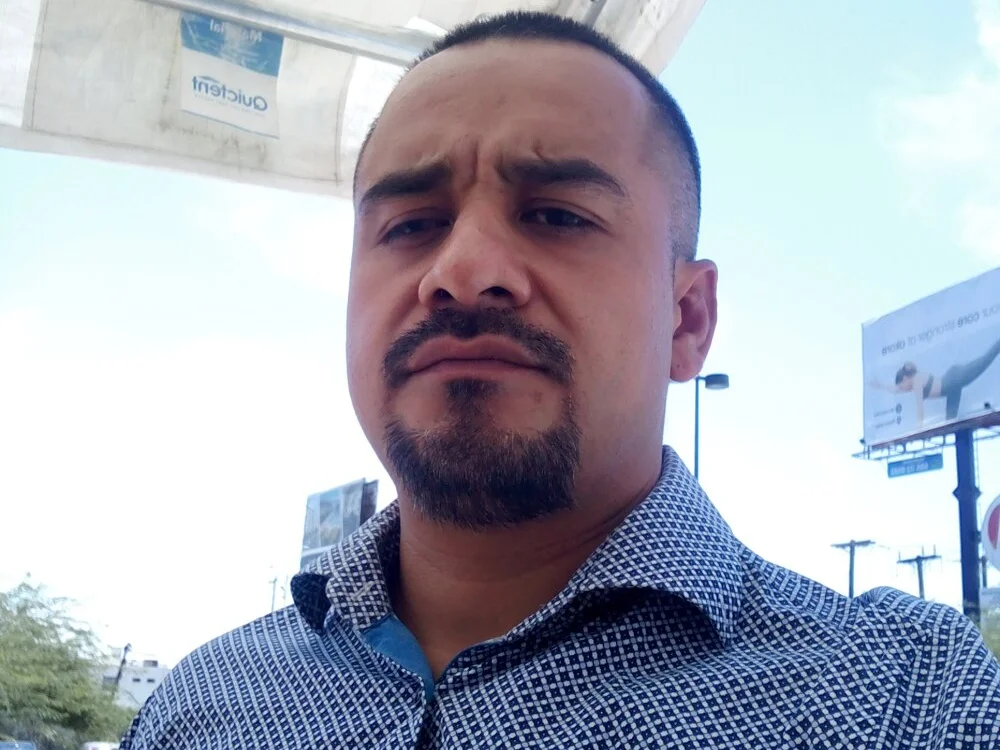 paoandjoe1010's Offline XXX Chat