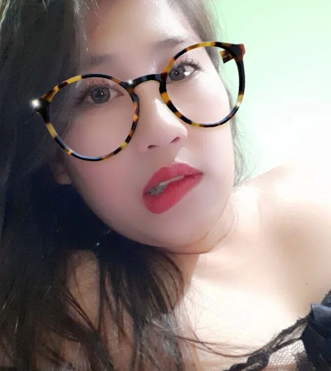 sweetsexysmile's Offline XXX Chat