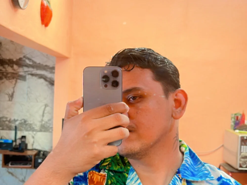 romeroxx17 Obrolan XXX Offline