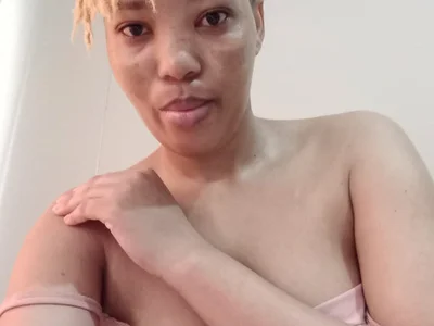 SEXYLIGHTBITCH profile