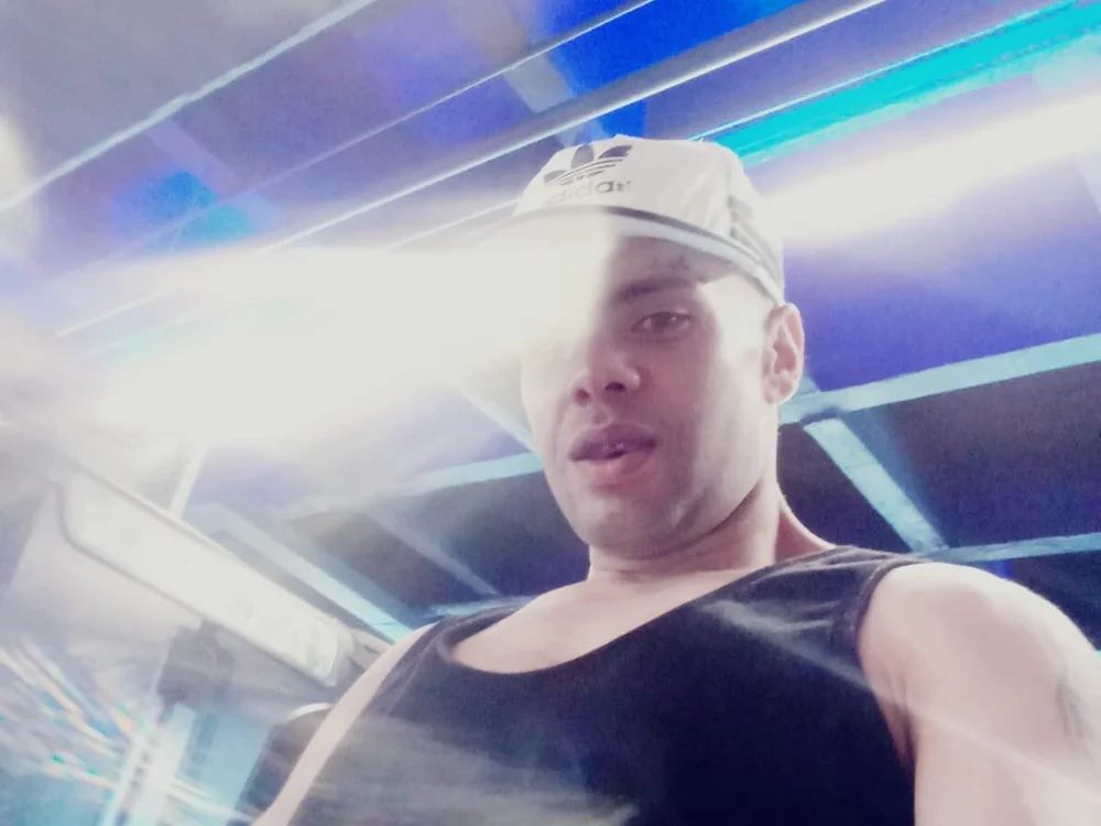 Dylan_Myers_ offline chatrum