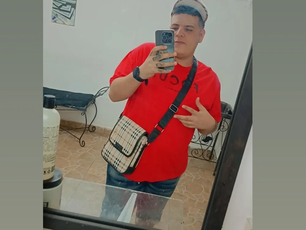theboy5154's Offline Chat Room