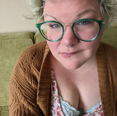 PotOfGreer Offline XXX-Chat