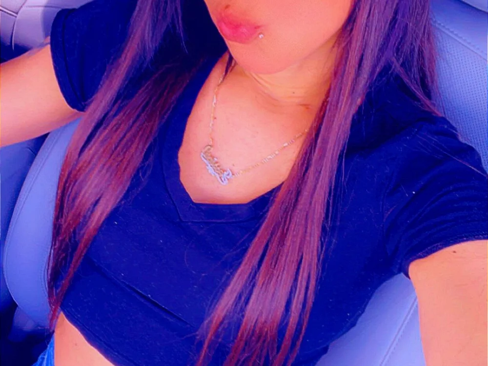 jazmineDiamond's Offline XXX Chat